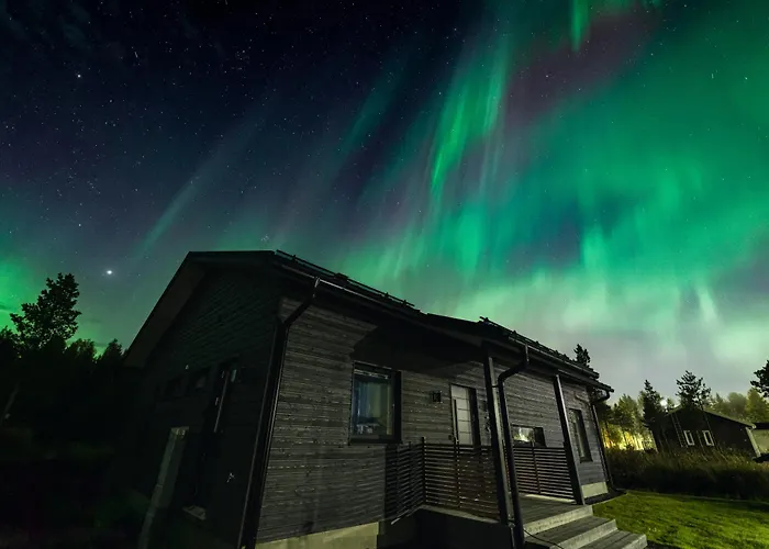 Villa Polar Lights With Jacuzzi By Booklapland
