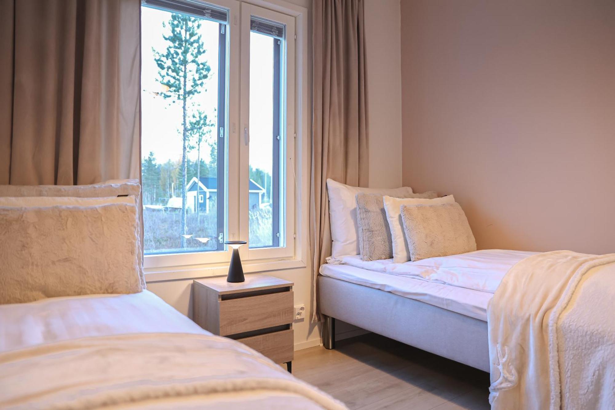 Villa Polar Lights With Jacuzzi By Booklapland Rovaniemi