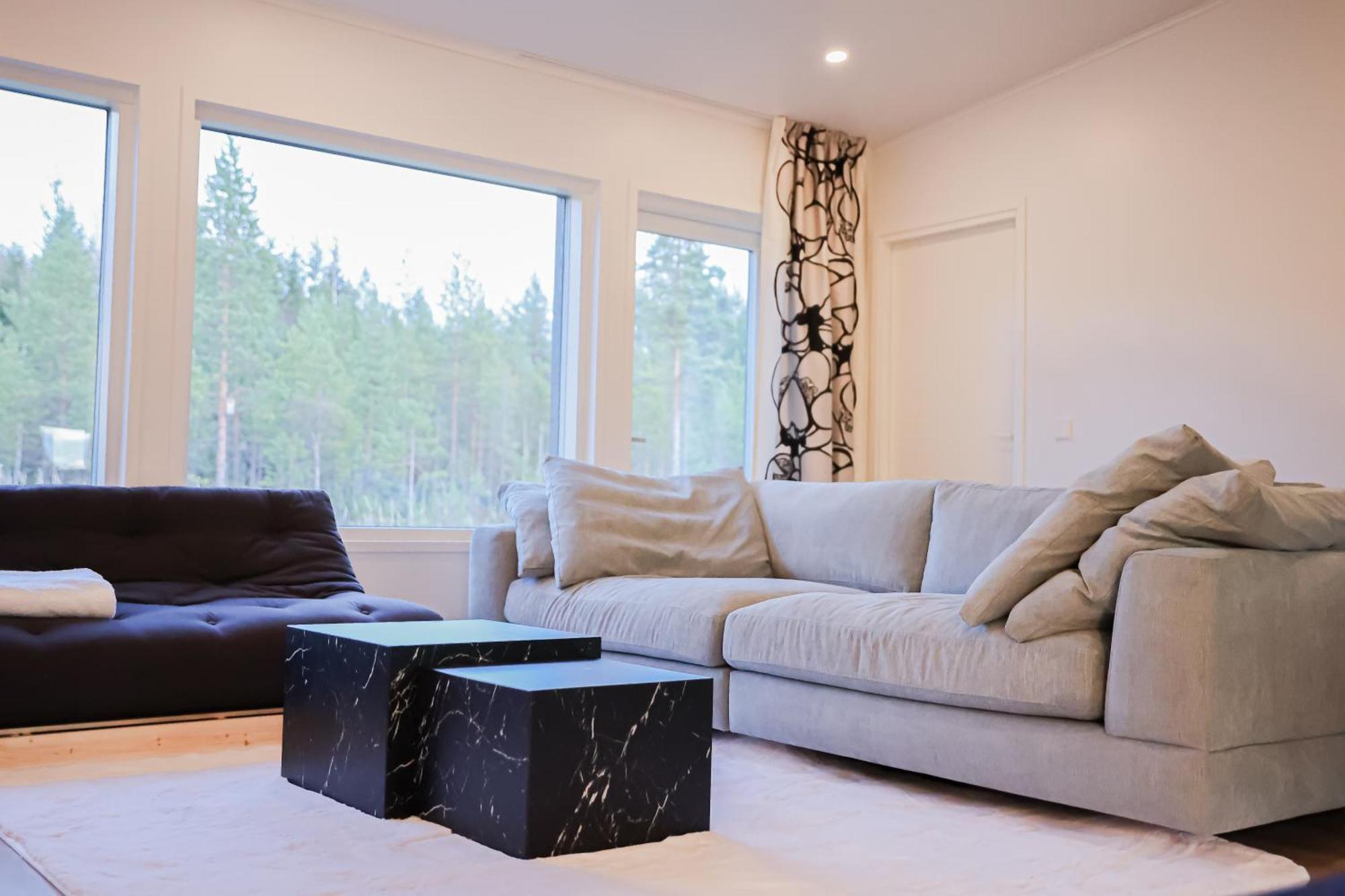 Polar Lights With Jacuzzi By Booklapland Villa Rovaniemi